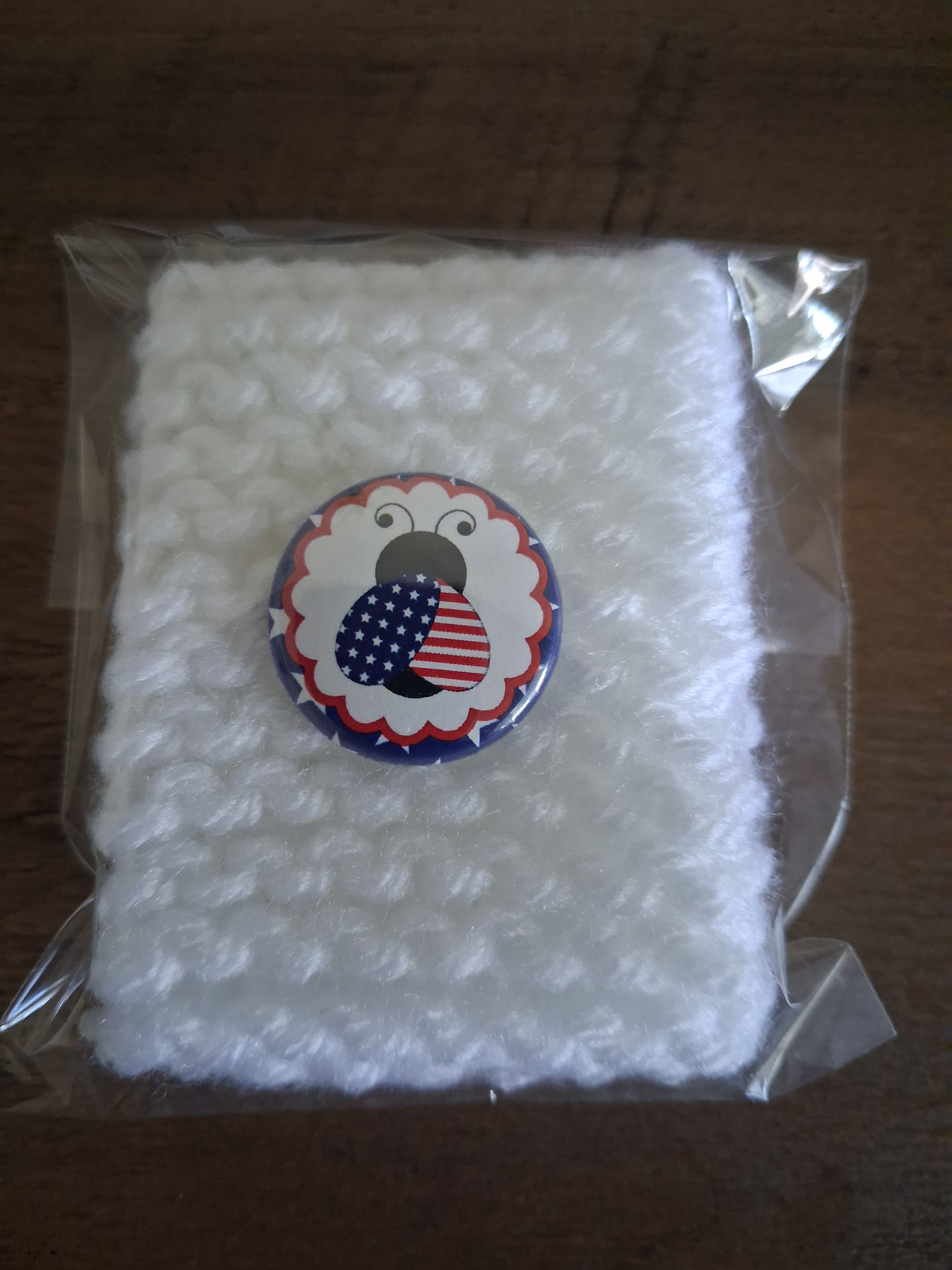Lovely white wrist cozy